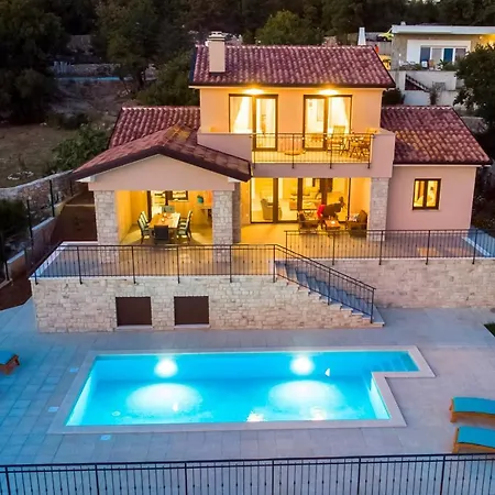 Willa Teza, Amazing View *