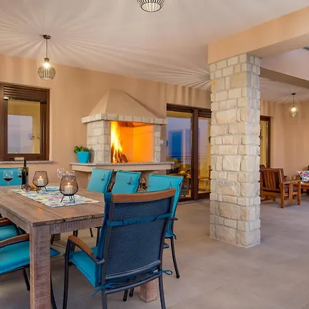 Teza, Amazing View *