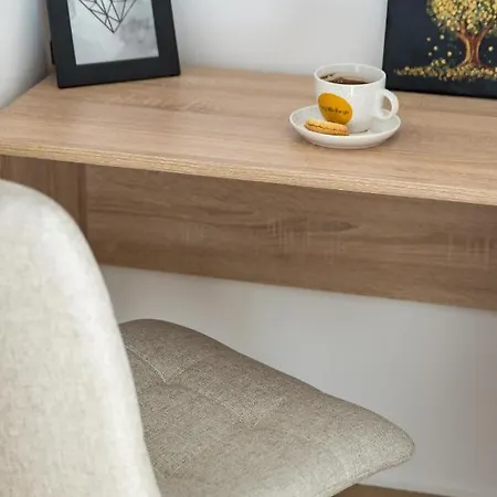 Teza, Amazing View Glavani