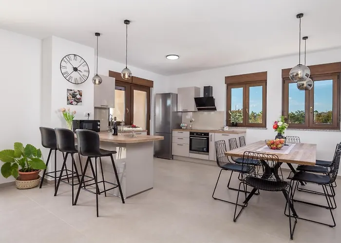 Villa Teza, Amazing View Glavani