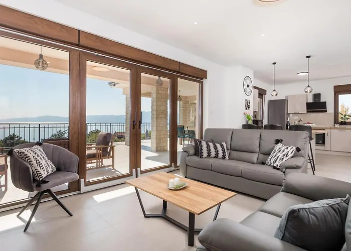 Teza, Amazing View Villa *